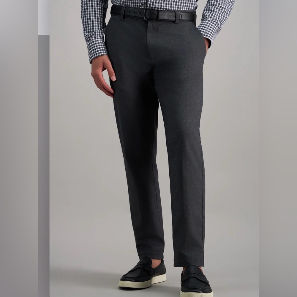 HAGGAR MODERN STRETCH Straight Flat Front Med Grey Herringbone Pants Size 38 NWT